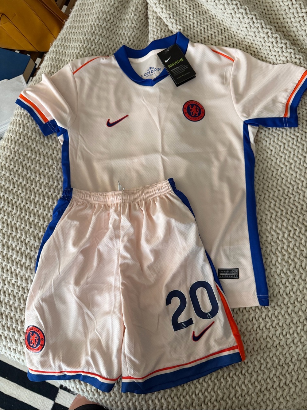 London Chelsea FC Soccer Jersey and shorts Youth